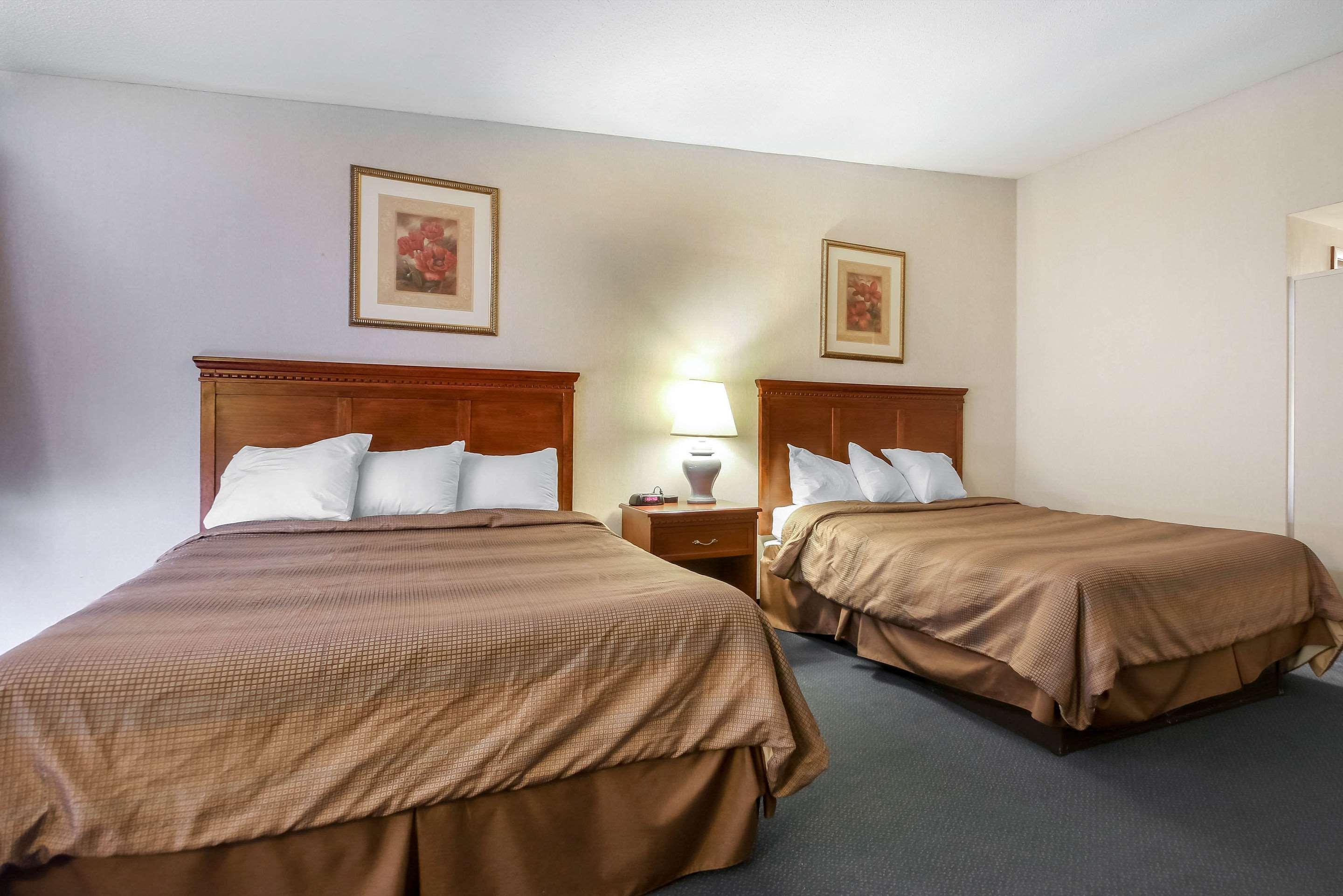 Comfort Inn & Suites Beaver Dam Extérieur photo