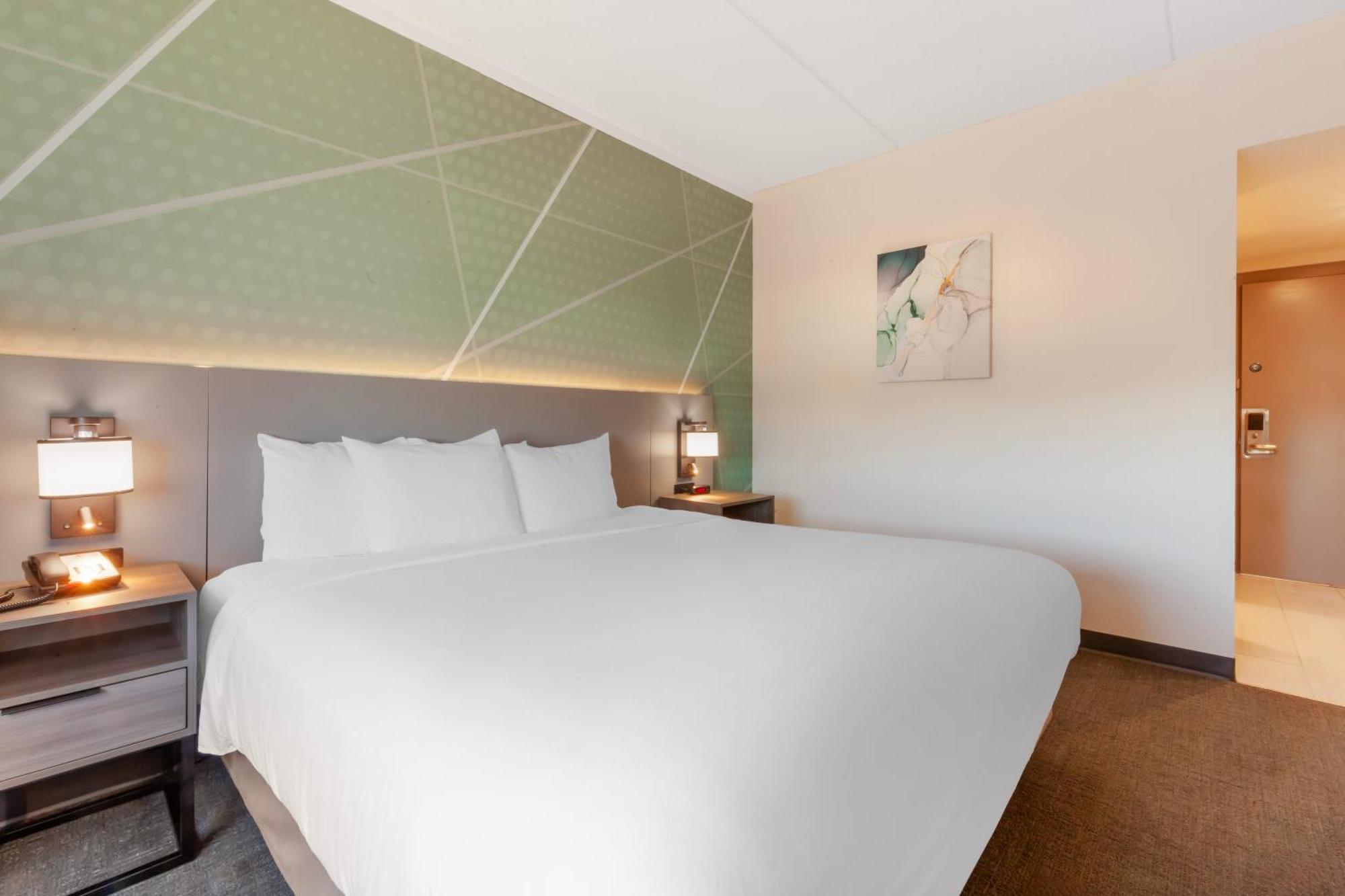 Comfort Inn & Suites Beaver Dam Extérieur photo